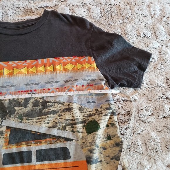 ‼️SOLD‼️ 2 GAP boys tshirts sz 12 - Picture 8 of 9